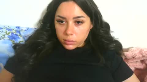 prettyjulliette online show from 24, 6, 2026