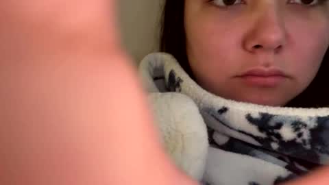 prettylatinamomma01 online show from 11, 2, 2026