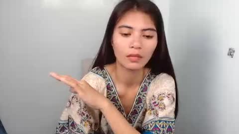 prettylittle_lady online show from 19, 5, 2026