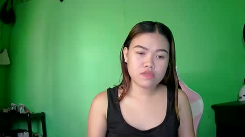 prettymae756493 online show from 27, 4, 2026