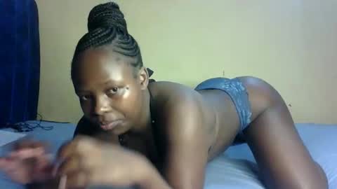 Melly online show from 8, 10, 2025