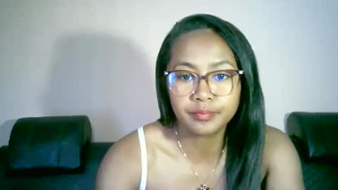 Snapshot of prettysexy3601 chatting on 15, 5, 2026 prettysexy3601 online show from 15, 5, 2026