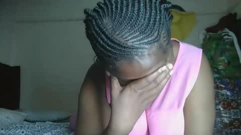 Snapshot of prettyshally chatting on 20, 12, 2025 prettyshally online show from 20, 12, 2025