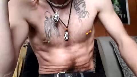 prettysolidd7 online show from 13, 1, 2025