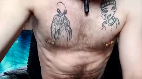 prettysolidd7 online show from 23, 2, 2025