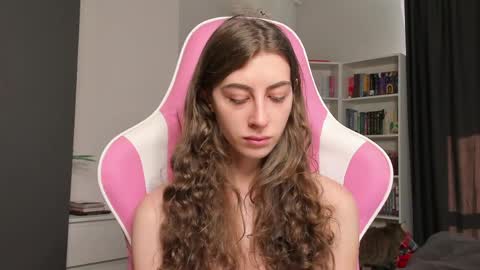 Snapshot of prettysomething chatting on 10, 5, 2026 Sophie next stream will be at Monday i will wait you guys online show from 10, 5, 2026
