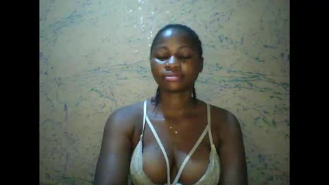 prettyxxpac online show from 27, 3, 2026