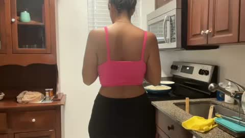 Snapshot of prettyyykittyyy22 chatting on 17, 9, 2025 prettyyykittyyy22 online show from 17, 9, 2025