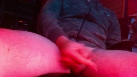 Aussie Bi Top Cum Say Hi online show from 10, 7, 2026