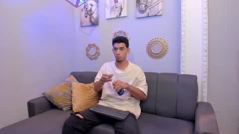 Snapshot of prince_arthur77 chatting on 7, 2, 2025 prince_arthur77 online show from 7, 2, 2025