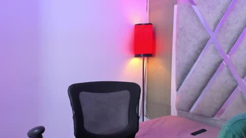 Snapshot of prince_arthur77 chatting on 17, 9, 2025 prince_arthur77 online show from 17, 9, 2025