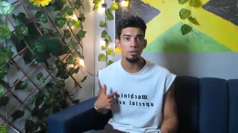 Snapshot of prince_arthur77 chatting on 24, 10, 2025 prince_arthur77 online show from 24, 10, 2025