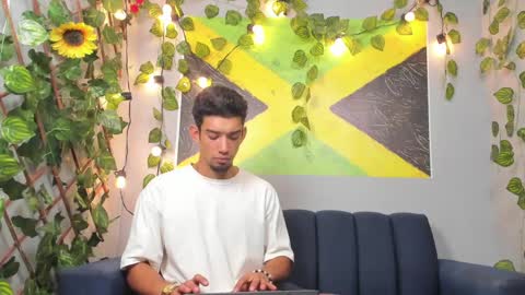 Snapshot of prince_arthur77 chatting on 6, 11, 2025 prince_arthur77 online show from 6, 11, 2025