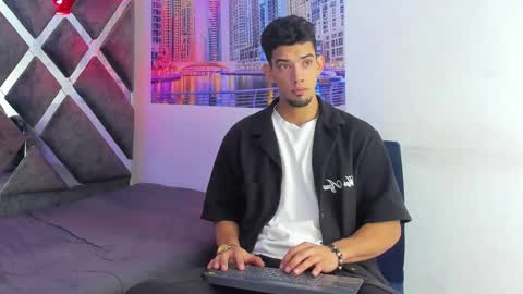 Snapshot of prince_arthur77 chatting on 30, 11, 2025 prince_arthur77 online show from 30, 11, 2025