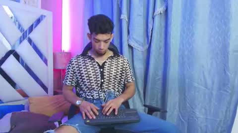 Snapshot of prince_arthur77 chatting on 8, 3, 2026 prince_arthur77 online show from 8, 3, 2026