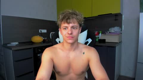 Snapshot of prince_nik chatting on 13, 7, 2026 prince online show from 13, 7, 2026
