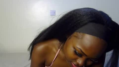 Snapshot of princess_bee1 chatting on 27, 9, 2025 princess online show from 27, 9, 2025