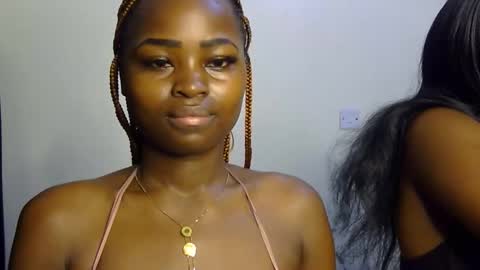 Snapshot of princess_bee1 chatting on 26, 10, 2025 princess online show from 26, 10, 2025