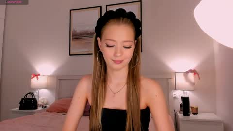 Snapshot of princess_nier chatting on 27, 5, 2026 Princess Diana online show from 27, 5, 2026