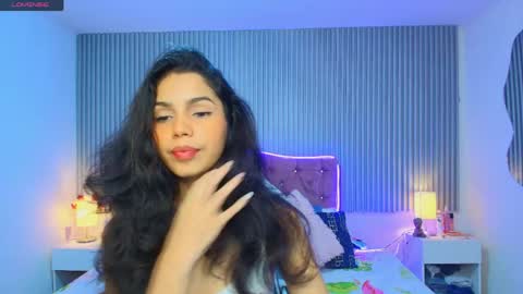 princess_skinny18 online show from 8, 6, 2026