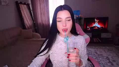 princessamira1 online show from 22, 4, 2026