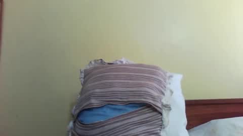 Snapshot of princessmiles2 chatting on 8, 2, 2025 phelly online show from 8, 2, 2025