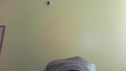 Snapshot of princessmiles2 chatting on 10, 2, 2025 phelly online show from 10, 2, 2025