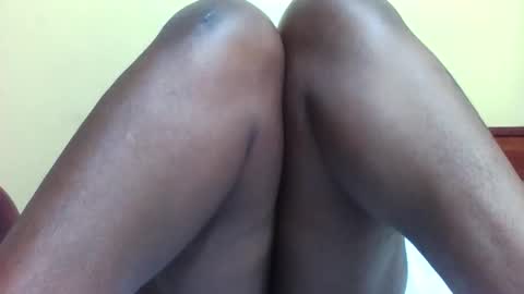 Snapshot of princessmiles2 chatting on 13, 9, 2025 phelly online show from 13, 9, 2025