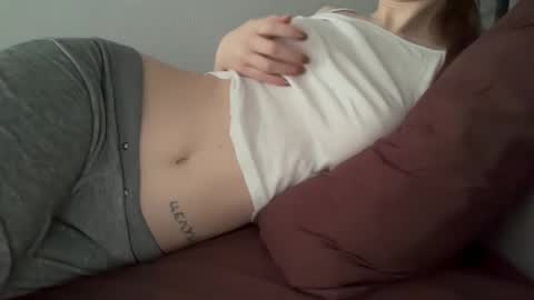 Snapshot of princessof_lust chatting on 14, 12, 2025 Kris3 online show from 14, 12, 2025