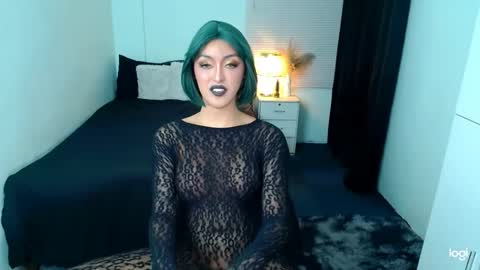 Love online show from 10, 3, 2025