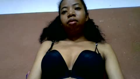 prisca880319 online show from 25, 7, 2026