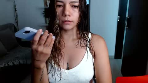 Snapshot of priscila_black chatting on 9, 5, 2026 Marcela online show from 9, 5, 2026