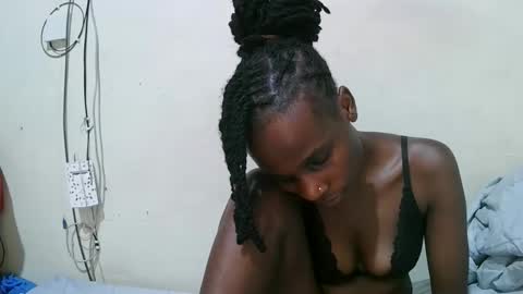 pritty_amber online show from 18, 4, 2026