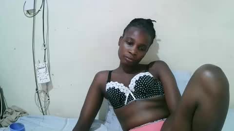 pritty_amber online show from 19, 4, 2026