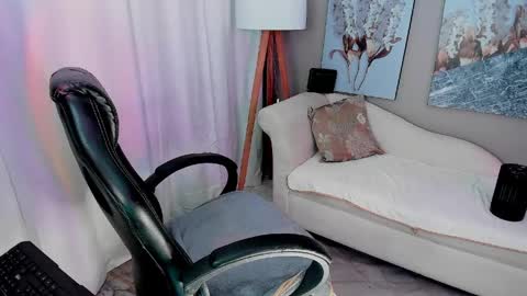 Priya Rose online show from 15, 4, 2026