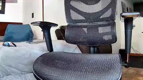 Probardetodo independent model online show from 11, 1, 2025