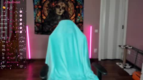 Di online show from 3, 3, 2025