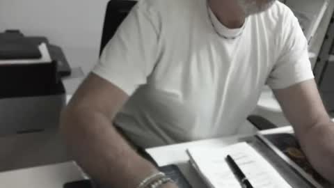 mature hairy guy online show from 28, 5, 2026