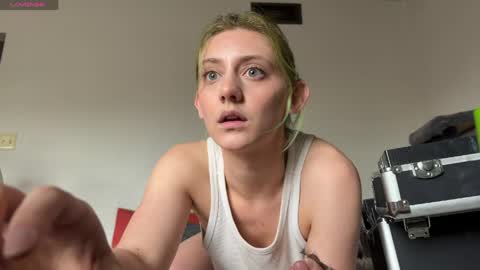 Oli online show from 17, 4, 2026