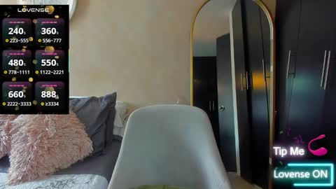 psique_naughty2 online show from 9, 3, 2026