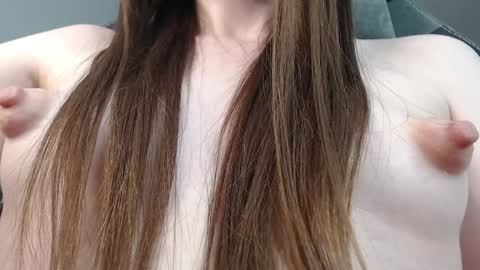 Snapshot of psychegirl chatting on 14, 12, 2024 psychegirl online show from 14, 12, 2024