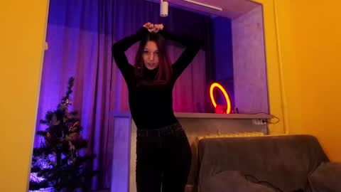 LUCY -----    online show from 27, 12, 2024