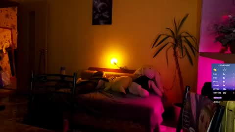 LUCY -----    online show from 18, 2, 2026