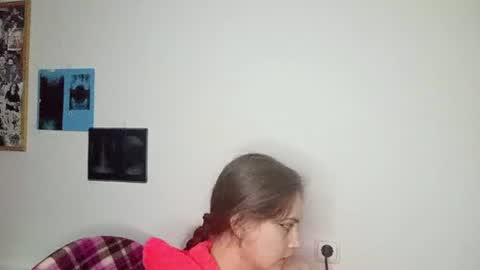 Lily  online show from 22, 7, 2026