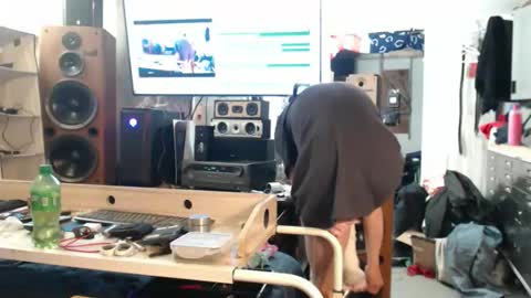 puff0169 online show from 24, 4, 2026