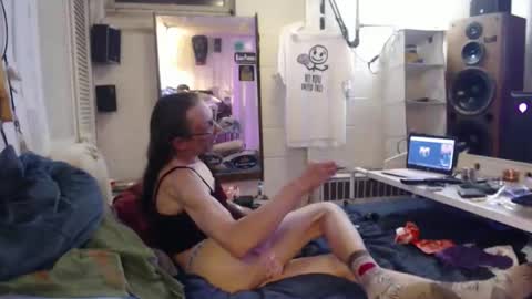 puff0169 online show from 25, 4, 2026