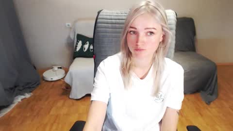 Snapshot of puma_ma chatting on 2, 2, 2026 Polly online show from 2, 2, 2026