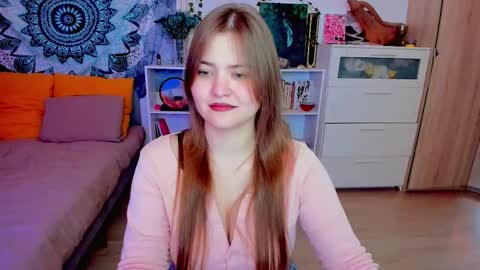 Miss Hanna online show from 5, 12, 2025