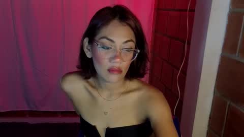 Snapshot of purepleasure25 chatting on 19, 12, 2025 purepleasure25 online show from 19, 12, 2025