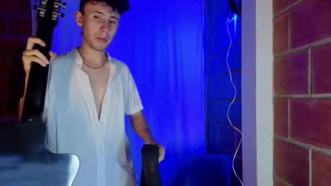 Snapshot of purepleasure25 chatting on 21, 12, 2025 purepleasure25 online show from 21, 12, 2025